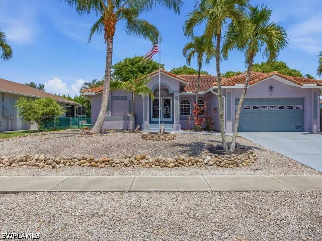 211 S Bahama Avenue, Marco Island, FL 34145 - #1