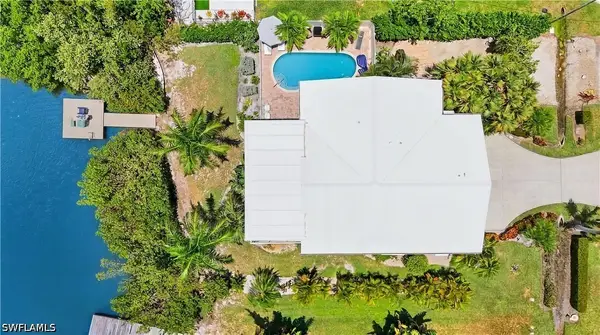 21560 Widgeon Terrace, Fort Myers Beach, FL 33931