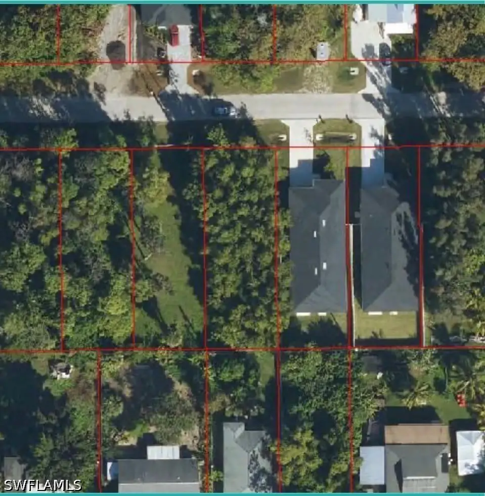 3060 Pinetree Drive, Naples, FL 34112 - #1