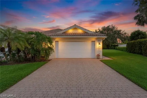 3210 Barbados Lane, Naples, FL 34119