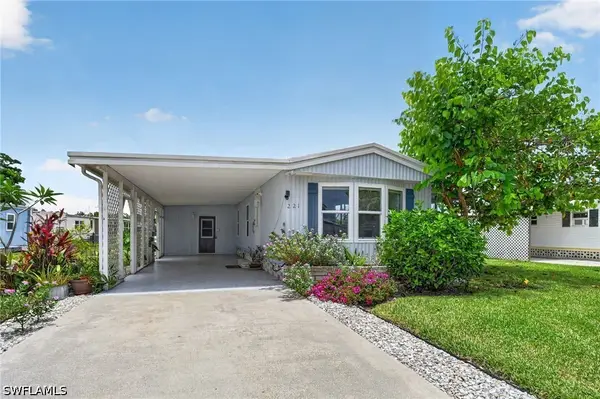 221 Grassy Key Lane, Naples, FL 34114