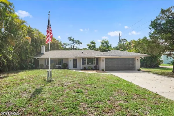 4688 Pembrooke Lane, Bonita Springs, FL 34134