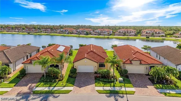 1575 Santiago Circle, Naples, FL 34113