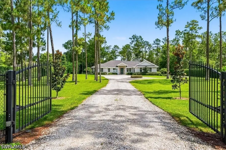 4641 1st Avenue Sw, Naples, FL 34119 - #2