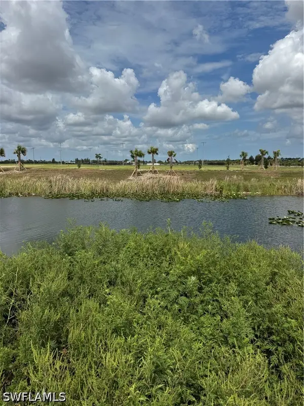 2624 NW 9th Avenue, Cape Coral, FL 33993