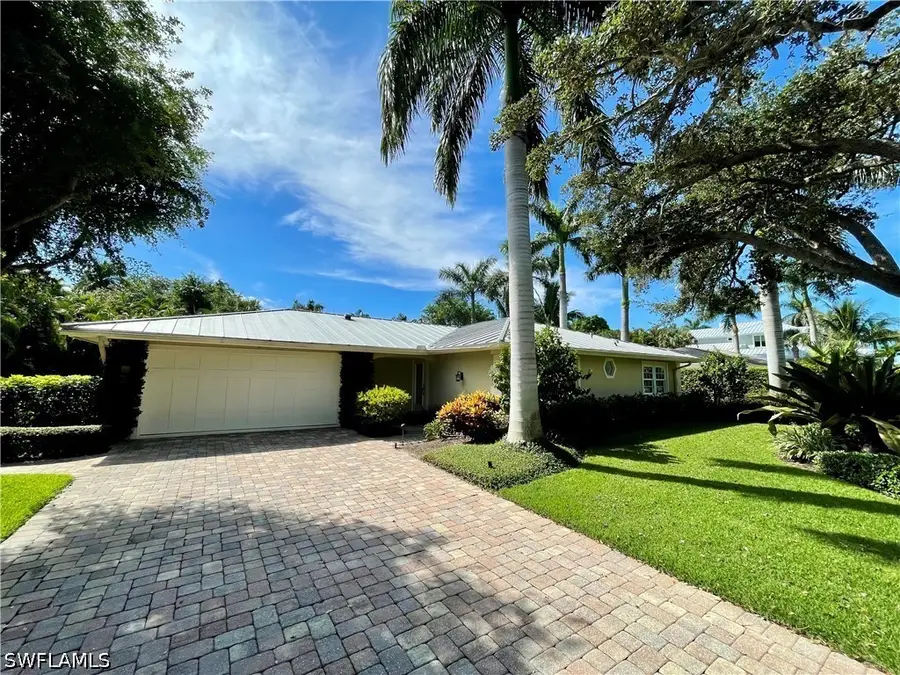 330 Putter Point Drive, Naples, FL 34103 - #3