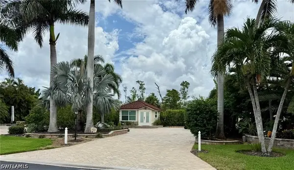 4826 Southern Breeze Drive, Naples, FL 34114