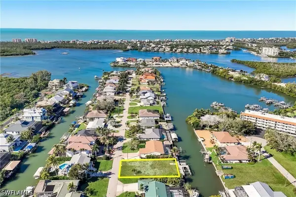 207 6th Street, Bonita Springs, FL 34134