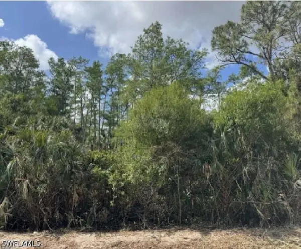 Address Withheld By Seller, Naples, FL 34120