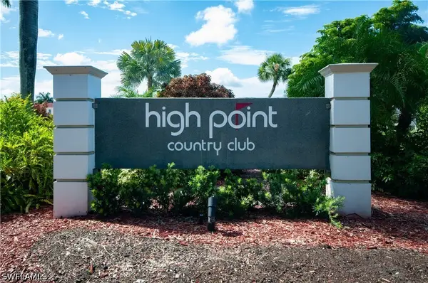 13 High Point Circle N #209, Naples, FL 34103