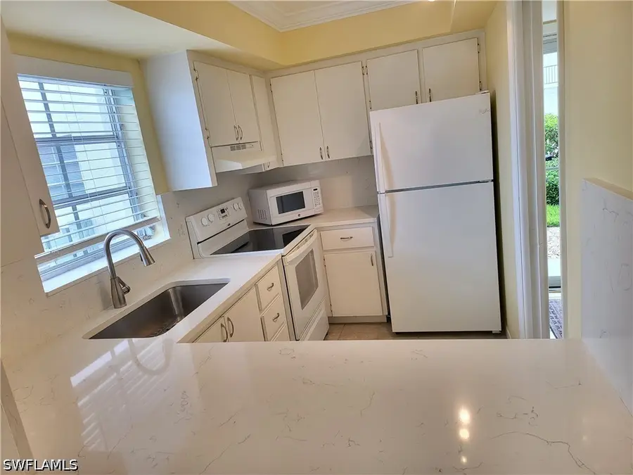5 High Point Circle W #104, Naples, FL 34103 - #3