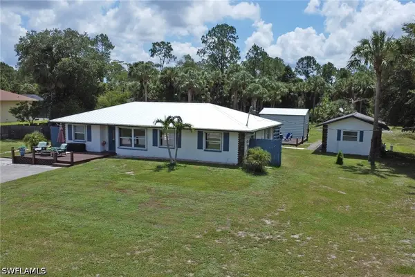 640 27th Street Sw, Naples, FL 34117