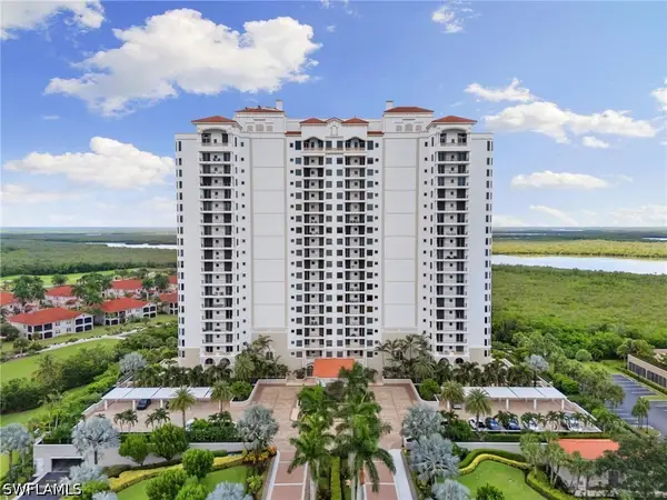 1060 Borghese Lane #902, Naples, FL 34114