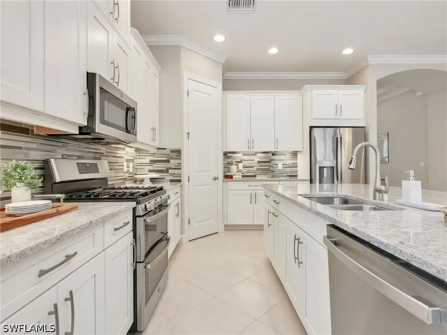 8451 Palacio Terrace W, Naples, FL 34114 - #3