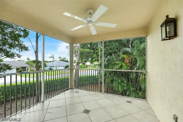 9624 Crescent Garden Drive #201, Naples, FL 34109