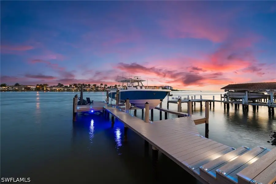 18 Pelican Street E, Naples, FL 34113 - #3