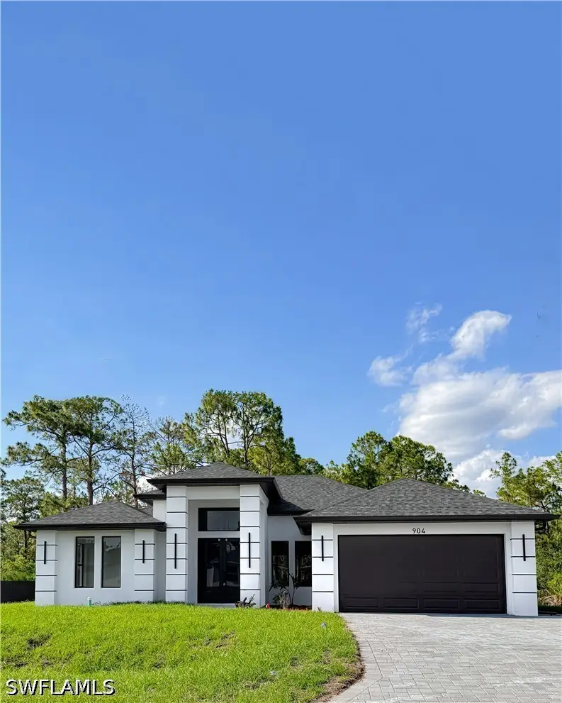 904 W 10th Street, Lehigh Acres, FL 33972 - #2