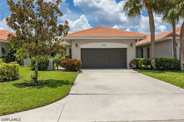 2032 Crestview Way #A104, Naples, FL 34119
