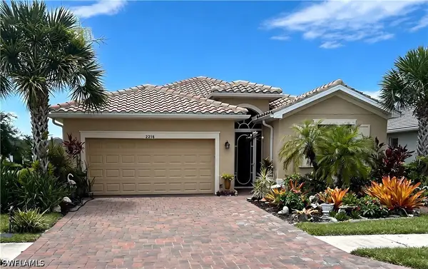 2218 Cara Cara Way, Naples, FL 34120
