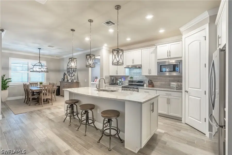 7473 Winding Cypress Drive, Naples, FL 34114 - #3