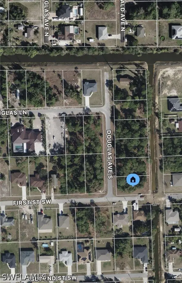 61 Douglas Avenue S, Lehigh Acres, FL 33976