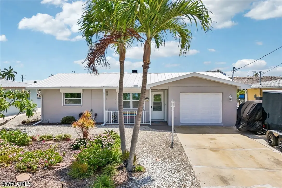 3050 York Road, Saint James City, FL 33956 - #1