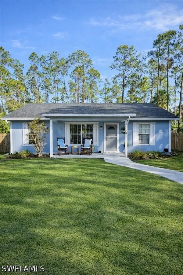 4121 8th Avenue Se, Naples, FL 34117