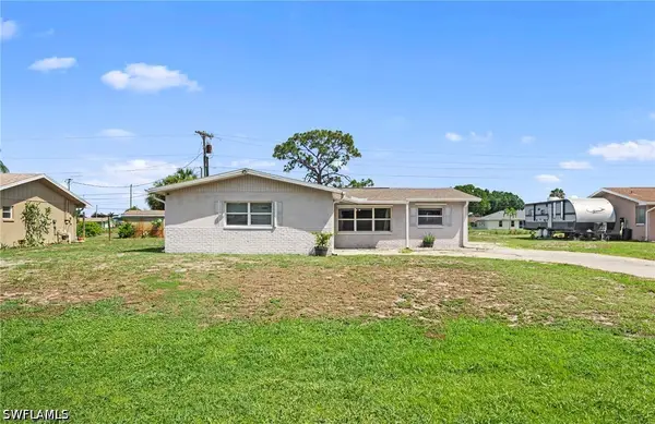 7289 Barragan Road, Fort Myers, FL 33967