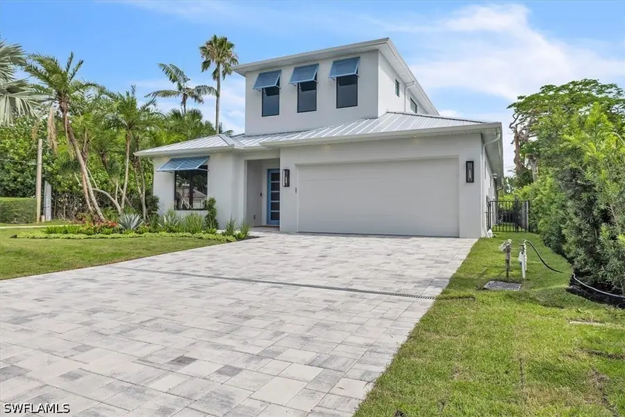1009 29th Avenue N, Naples, FL 34103 - #2