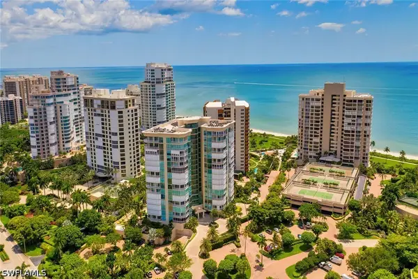 4255 Gulf Shore Boulevard N #207, Naples, FL 34103