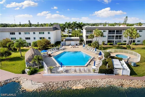 1008 Manatee Road #G103, Naples, FL 34114