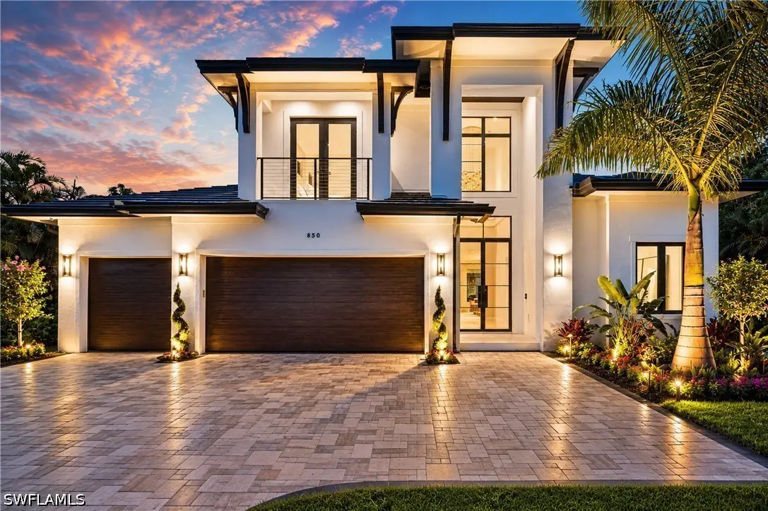 850 10th Street N, Naples, FL 34102 - #1