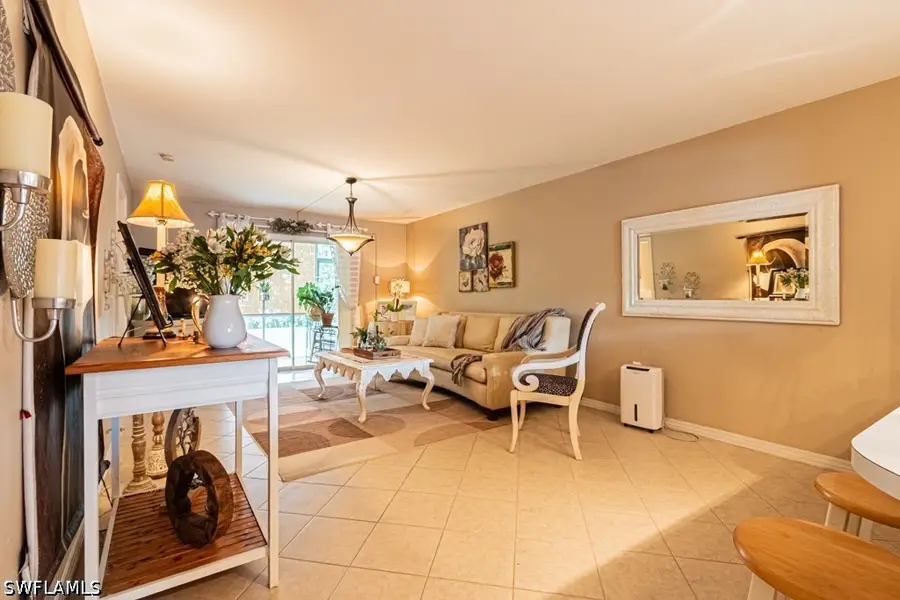 130 Cypress Way E #1, Naples, FL 34110 - #3