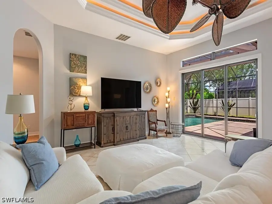 14636 Beaufort Circle, Naples, FL 34119 - #3