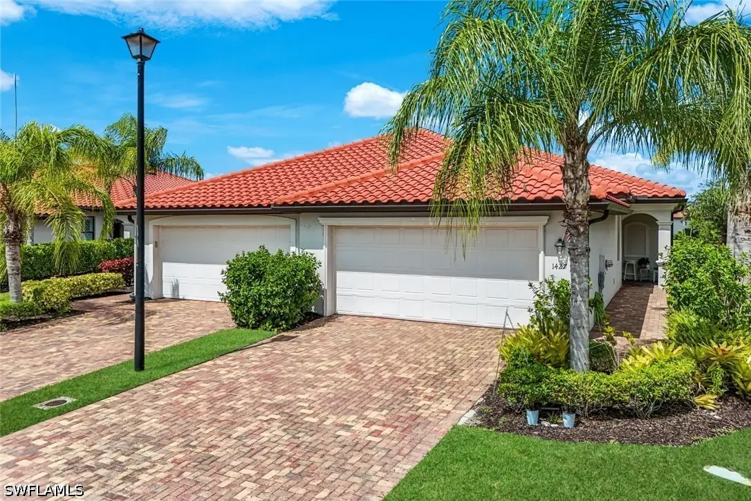1427 Oceania Drive S, Naples, FL 34113 - #1