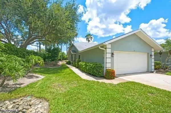 1660 Royal Circle, Naples, FL 34112