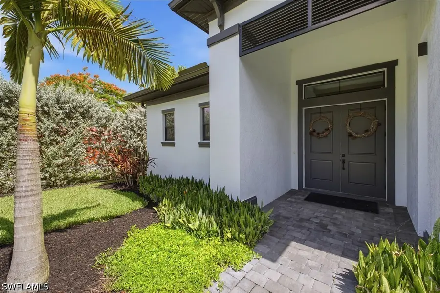 829 16th Avenue Sw, Naples, FL 34117 - #3