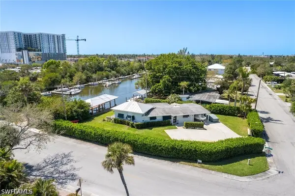 2180 Harbor Lane, Naples, FL 34104