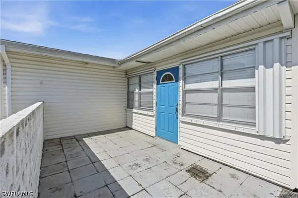 4220 Deleon Street, Fort Myers, FL 33901