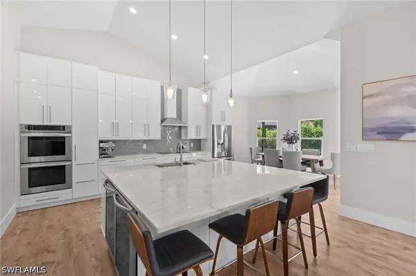 245 Monterey Drive, Naples, FL 34119