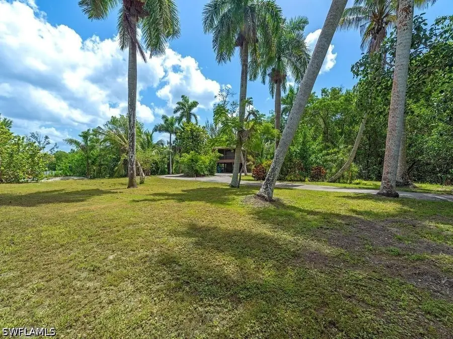 1551 Bembury Drive, Naples, FL 34102 - #3