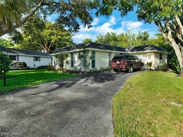 205 Georgetown Boulevard #23, Naples, FL 34112