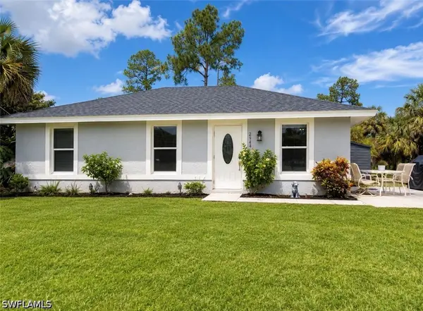 2942 40th Avenue Se, Naples, FL 34117