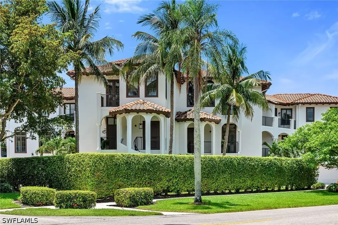 1004 7th Street S, Naples, FL 34102 - #1