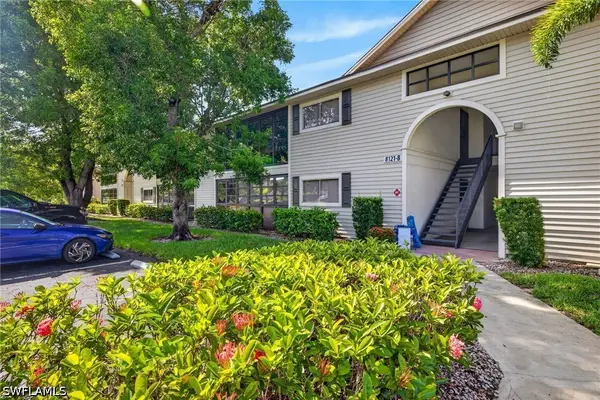 8121 S Woods Circle #9, Fort Myers, FL 33919