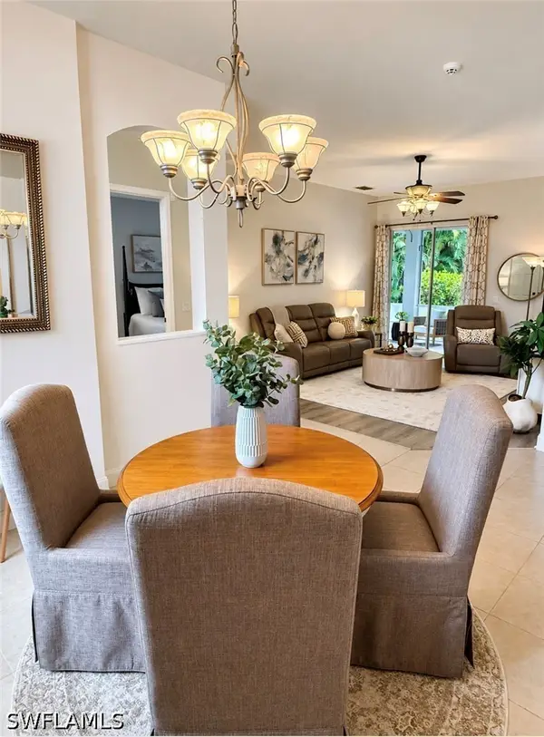 868 Summerfield Drive, Naples, FL 34120