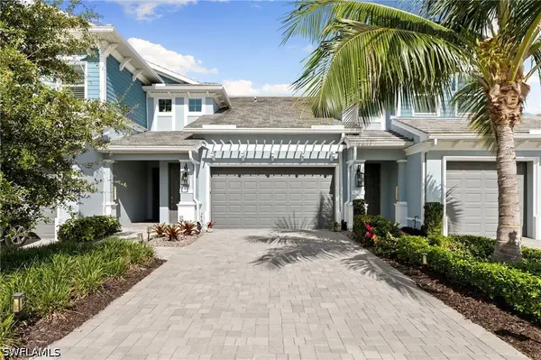 2567 Seychelles Drive #207, Naples, FL 34112