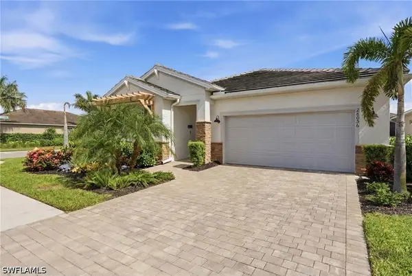 28056 Seasons Tide Avenue, Bonita Springs, FL 34135