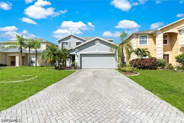 8285 Silver Birch Way, Lehigh Acres, FL 33971