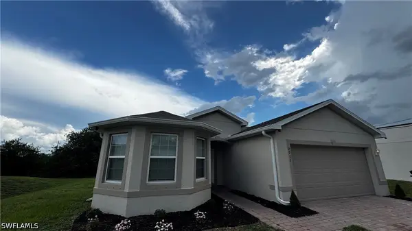 2913 65th Street W, Lehigh Acres, FL 33971